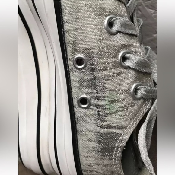 Converse Chuck Taylor Women's Low Top Sneaker Silver Metallic Canvas Size 6 - Picture 8 of 14